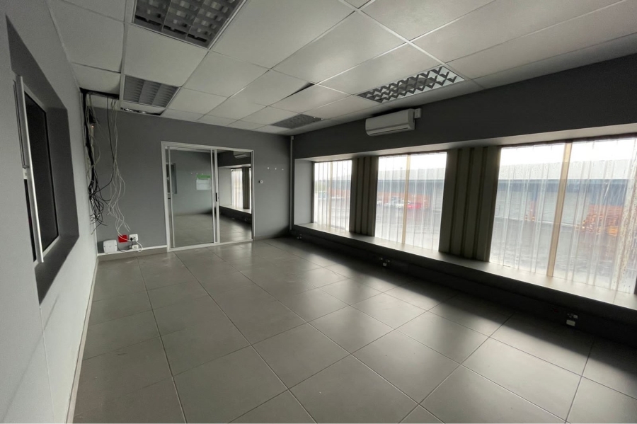 To Let commercial Property for Rent in Greenbushes Industrial Park Eastern Cape